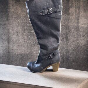 BOC (Born) Knee High Black Leather boots size 6.5